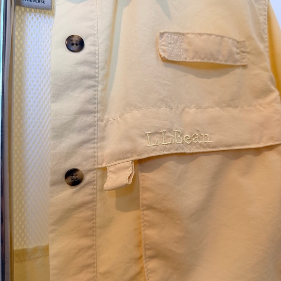 L.L. Bean Button-Up Shirt – Women’s Size Small – Like New - Picture 4 of 8